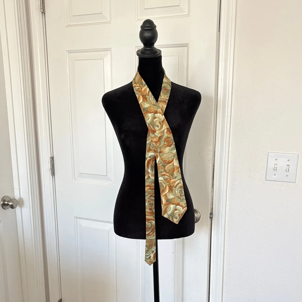 Oleg Cassini Floral Tie in Green and Brown